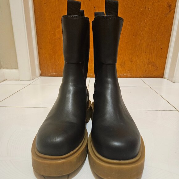H & M Women's Chelsea Boot Size 40 (9) - Picture 11 of 13